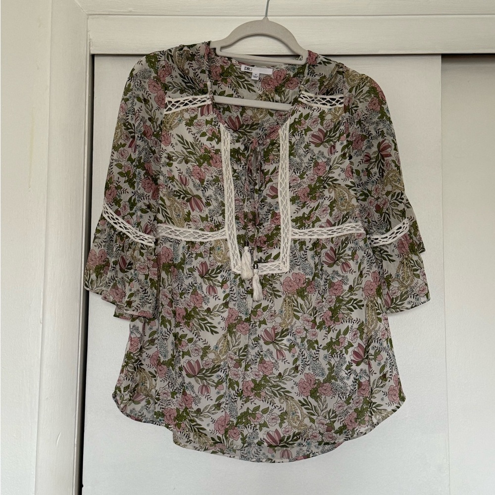 Floral Lace Trim Blouse